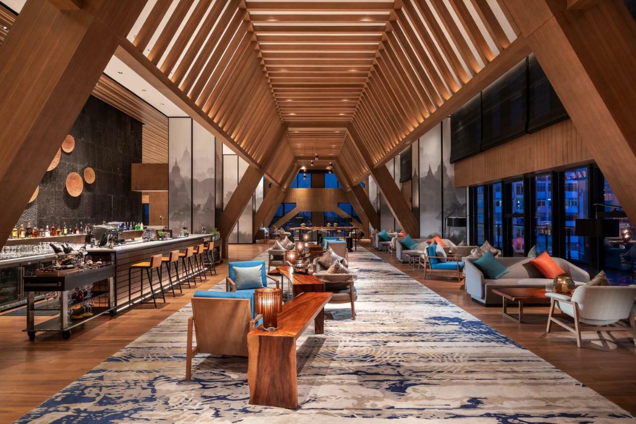 Wyndham Grand Yangon Hotel Екстериор снимка